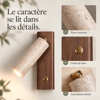 Détails de la pierre poreuse, du bois et de l’articulation dorée
